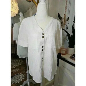 Just Fashion Now Women's Size S White Button-up Shirt